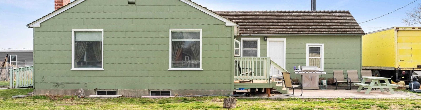 Finley Road, Kennewick, Washington 99337, 4 Bedrooms Bedrooms, ,2 BathroomsBathrooms,Site Built-owned Lot,For Sale,Finley Road,282566
