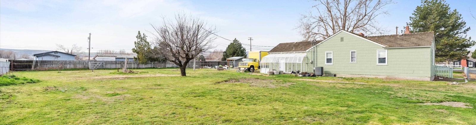Finley Road, Kennewick, Washington 99337, 4 Bedrooms Bedrooms, ,2 BathroomsBathrooms,Site Built-owned Lot,For Sale,Finley Road,282566