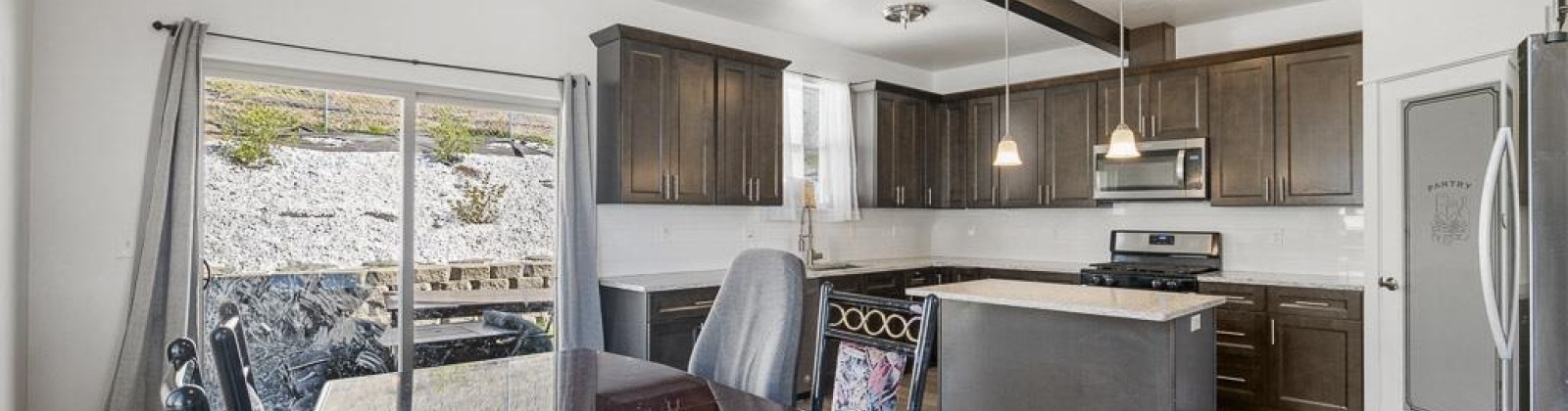 Umatilla Court, Pullman, Washington 99163, 4 Bedrooms Bedrooms, ,3 BathroomsBathrooms,Site Built-owned Lot,For Sale,Umatilla Court,283524
