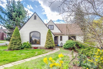Mill Street, Colfax, Washington 99111, 5 Bedrooms Bedrooms, ,3 BathroomsBathrooms,Site Built-owned Lot,For Sale,Mill Street,283521