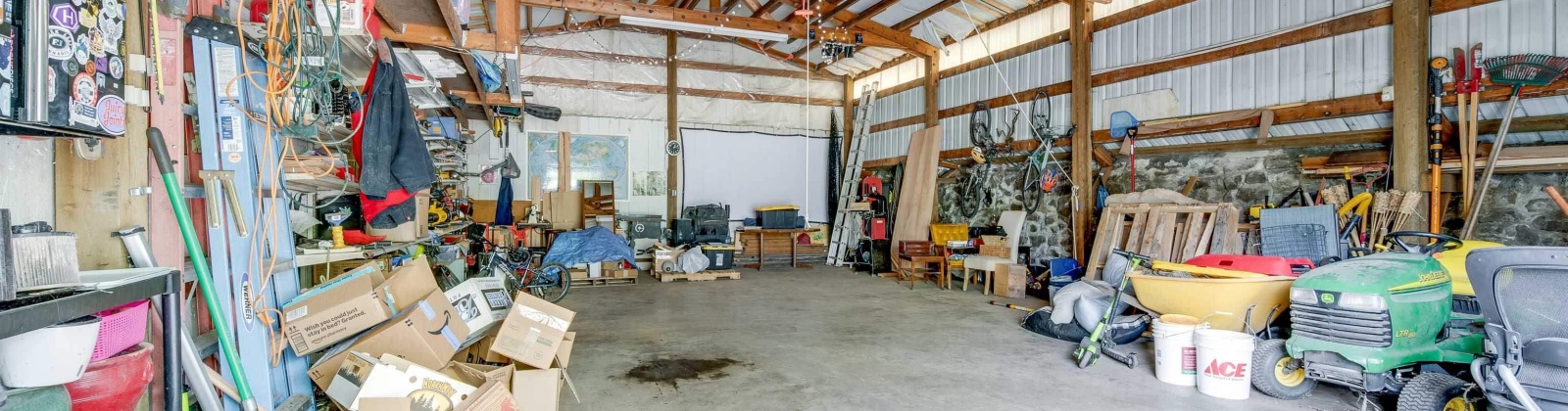 Mill Street, Colfax, Washington 99111, 5 Bedrooms Bedrooms, ,3 BathroomsBathrooms,Site Built-owned Lot,For Sale,Mill Street,283521