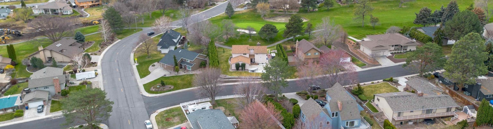 Pinetree Lane, Richland, Washington 99352, 4 Bedrooms Bedrooms, ,3 BathroomsBathrooms,Site Built-owned Lot,For Sale,Pinetree Lane,282595