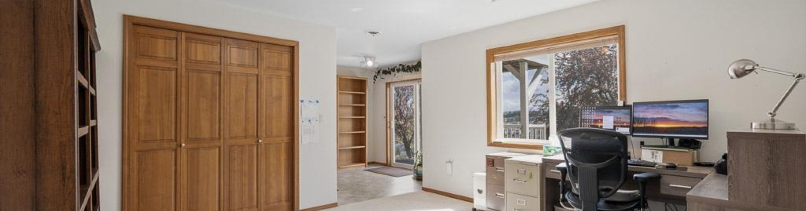Capri Court, Pullman, Washington 99163, 4 Bedrooms Bedrooms, ,3 BathroomsBathrooms,Condo,For Sale,Capri Court,283536