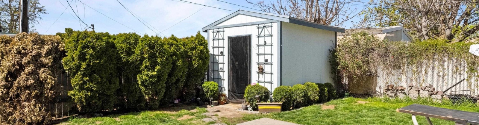 Juniper St, Kennewick, Washington 99336, 3 Bedrooms Bedrooms, ,2 BathroomsBathrooms,Site Built-owned Lot,For Sale,Juniper St,283534