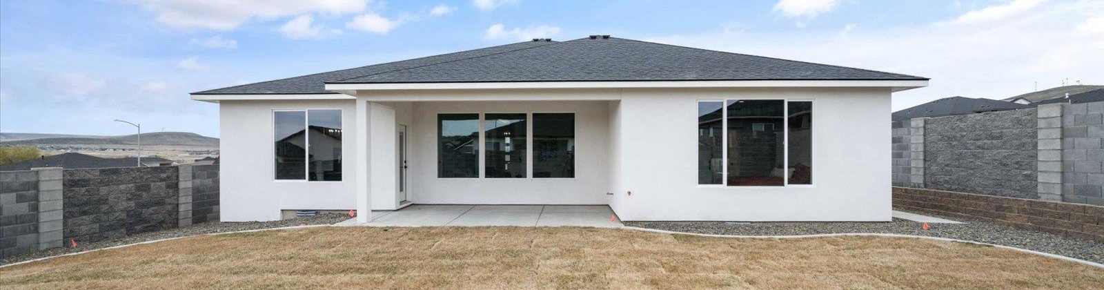 Upriver, Richland, Washington 99352, 4 Bedrooms Bedrooms, ,3 BathroomsBathrooms,Site Built-owned Lot,For Sale,Upriver,282643