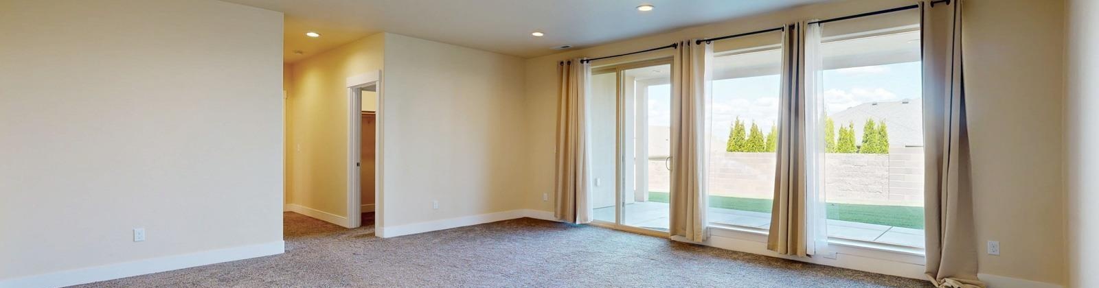 48th Avenue, Kennewick, Washington 99337, 4 Bedrooms Bedrooms, ,4 BathroomsBathrooms,Site Built-owned Lot,For Sale,48th Avenue,283559