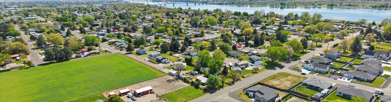 Henry Ct, Pasco, Washington 99301, 3 Bedrooms Bedrooms, ,2 BathroomsBathrooms,Site Built-owned Lot,For Sale,Henry Ct,283562