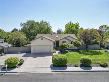 Shaw Street, Richland, Washington 99354, 5 Bedrooms Bedrooms, ,3 BathroomsBathrooms,Site Built-owned Lot,For Sale,Shaw Street,283561