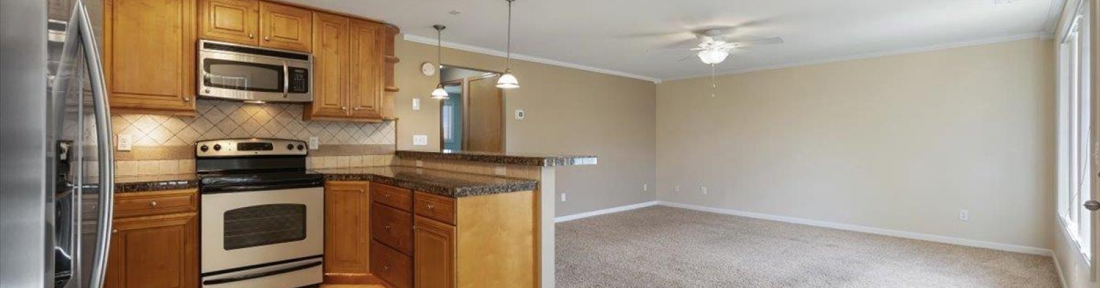 40th #A203, West Richland, Washington 99353, 2 Bedrooms Bedrooms, ,1 BathroomBathrooms,Condo,For Sale,40th #A203,283568