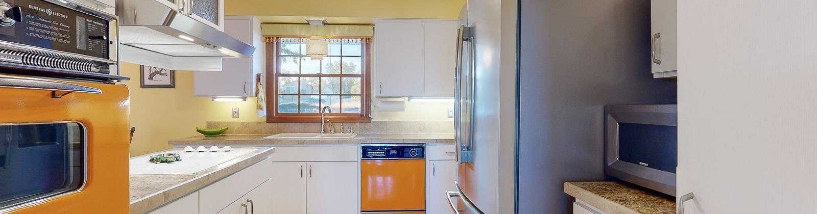 Yellowstone Avenue, Kennewick, Washington 99336, 3 Bedrooms Bedrooms, ,2 BathroomsBathrooms,Site Built-owned Lot,For Sale,Yellowstone Avenue,282673