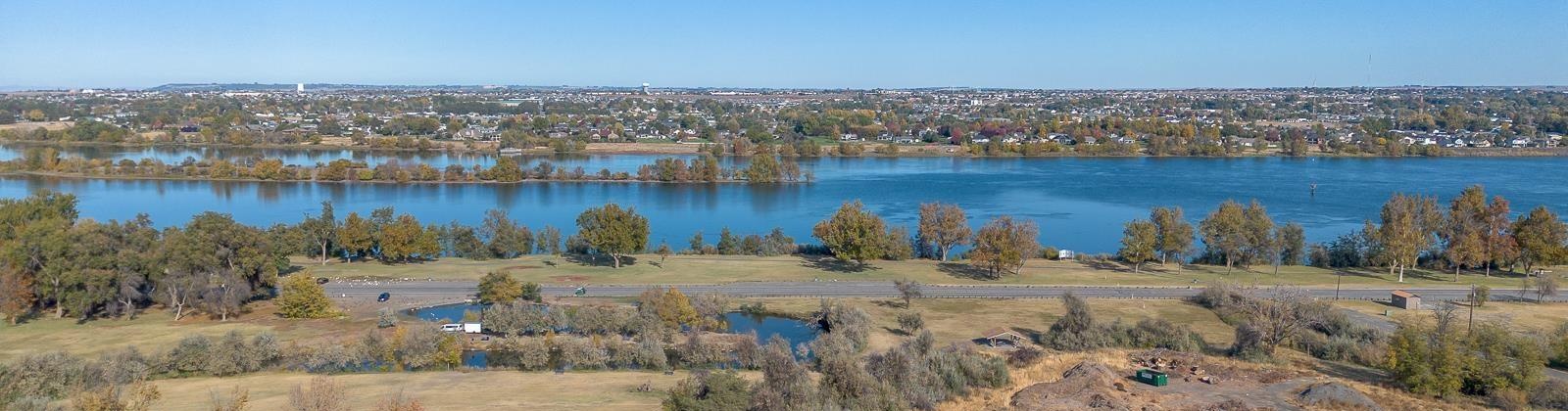 Yellowstone Avenue, Kennewick, Washington 99336, 3 Bedrooms Bedrooms, ,2 BathroomsBathrooms,Site Built-owned Lot,For Sale,Yellowstone Avenue,282673