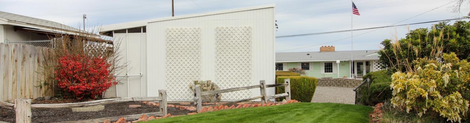 Yellowstone Avenue, Kennewick, Washington 99336, 3 Bedrooms Bedrooms, ,2 BathroomsBathrooms,Site Built-owned Lot,For Sale,Yellowstone Avenue,282673