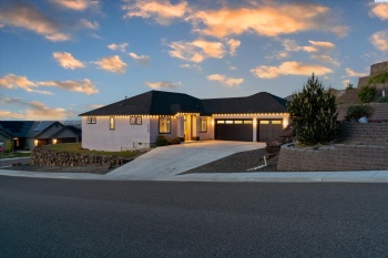 Cyprus Loop, West Richland, Washington 99353, 3 Bedrooms Bedrooms, ,2 BathroomsBathrooms,Site Built-owned Lot,For Sale,Cyprus Loop,283573