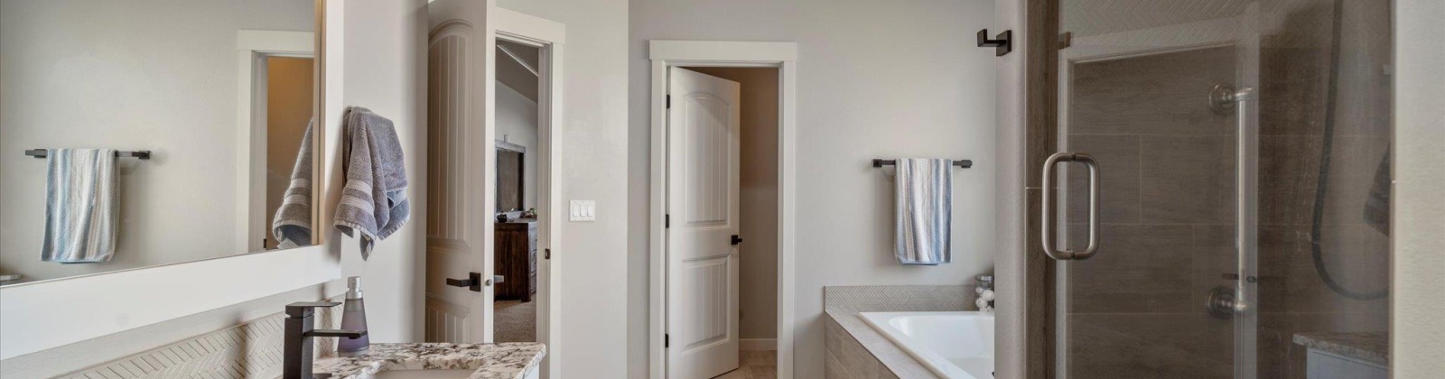 Cyprus Loop, West Richland, Washington 99353, 3 Bedrooms Bedrooms, ,2 BathroomsBathrooms,Site Built-owned Lot,For Sale,Cyprus Loop,283573