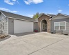 Losino Court, West Richland, Washington 99353, 3 Bedrooms Bedrooms, ,2 BathroomsBathrooms,Site Built-owned Lot,For Sale,Losino Court,283572