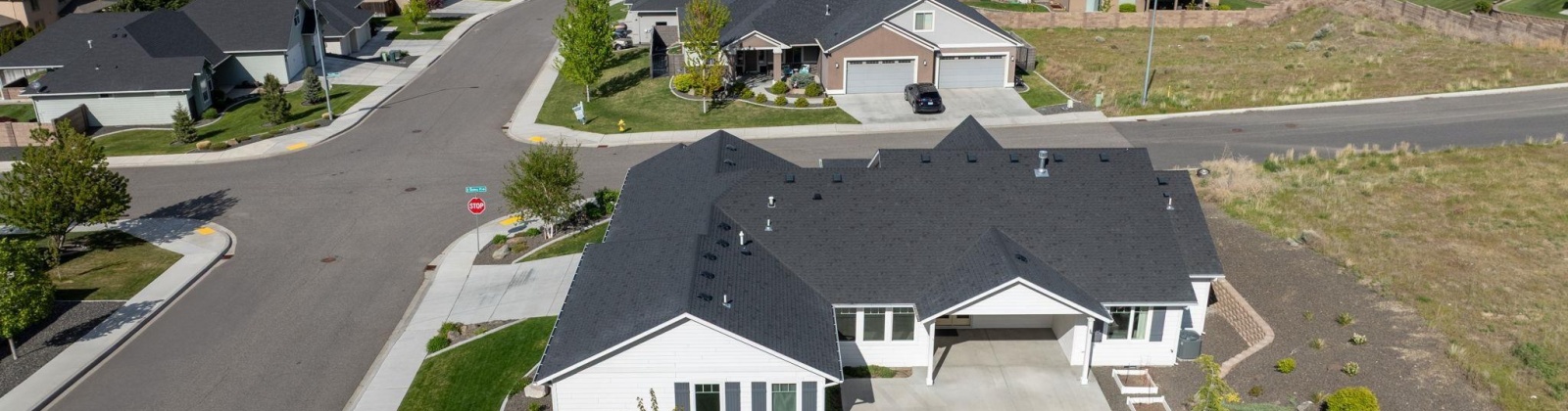 Quincy Place, Kennewick, Washington 99337, 4 Bedrooms Bedrooms, ,3 BathroomsBathrooms,For Sale,Quincy Place,283574
