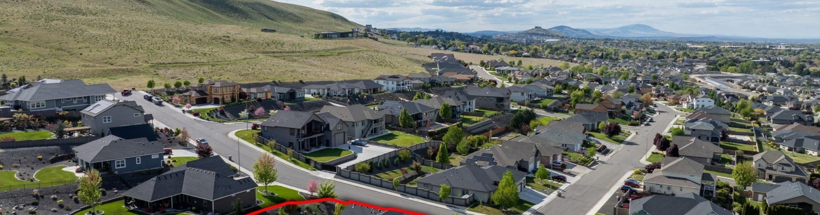 Quincy Place, Kennewick, Washington 99337, 4 Bedrooms Bedrooms, ,3 BathroomsBathrooms,For Sale,Quincy Place,283574