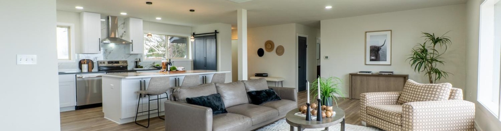 Sunset Drive, Burbank, Washington 99323, 5 Bedrooms Bedrooms, ,2 BathroomsBathrooms,Site Built-owned Lot,For Sale,Sunset Drive,282697