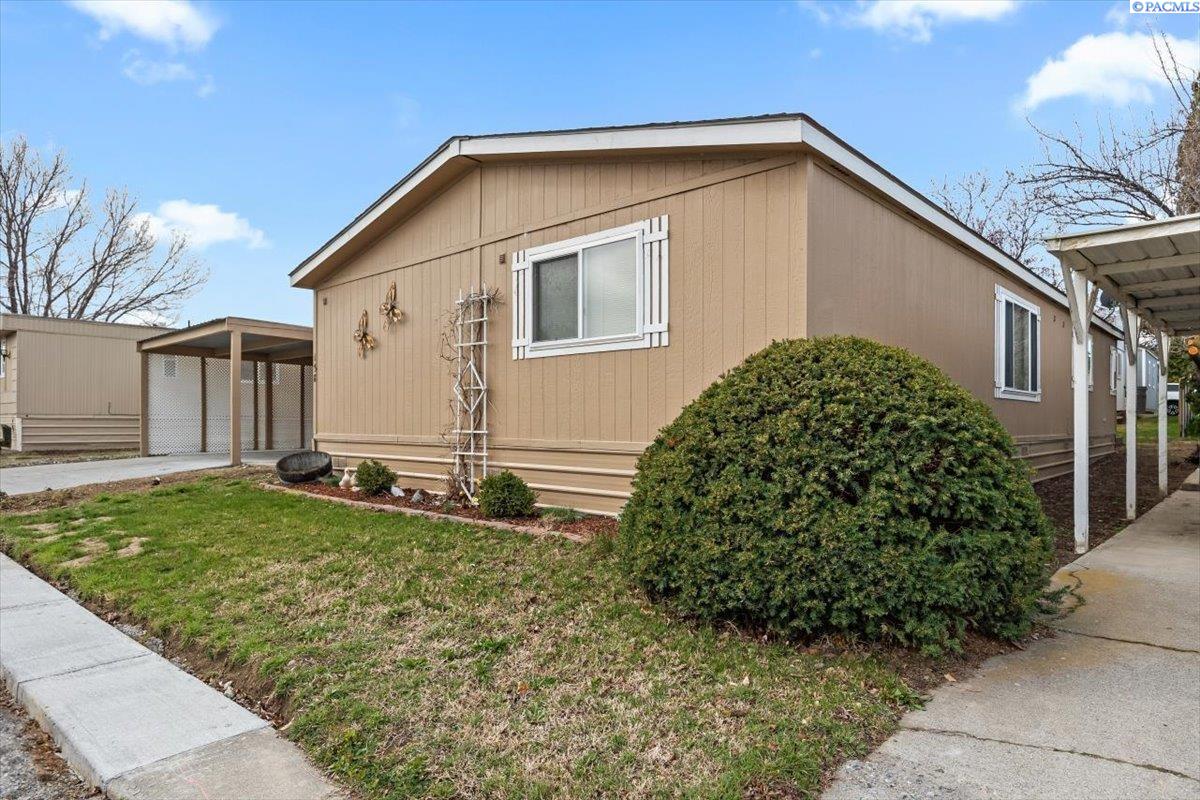 19th Ave #138, Kennewick, Washington 99338, 3 Bedrooms Bedrooms, 0 ,2 BathroomsBathrooms,Manufactured Homes,For Sale,19th Ave #138,0,282710