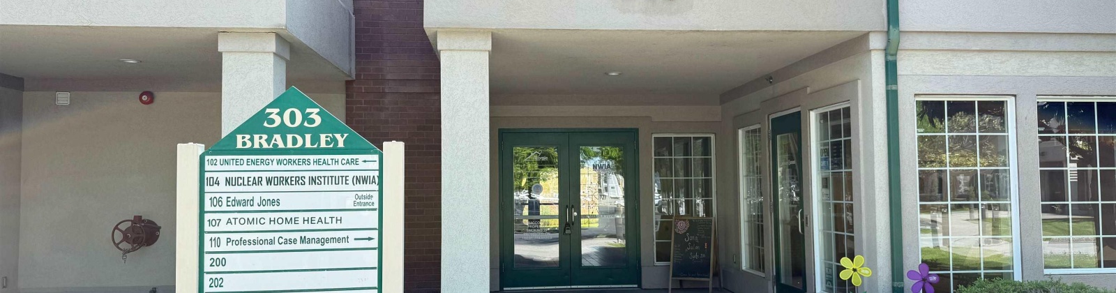 Bradley, Richland, Washington 99352, ,75 BathroomsBathrooms,Office,For Sale,Bradley,284143