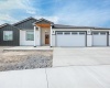 Florida Pl, Kennewick, Washington 99338, 4 Bedrooms Bedrooms, 0 ,3 BathroomsBathrooms,Houses,For Sale,Florida Pl,0,282728