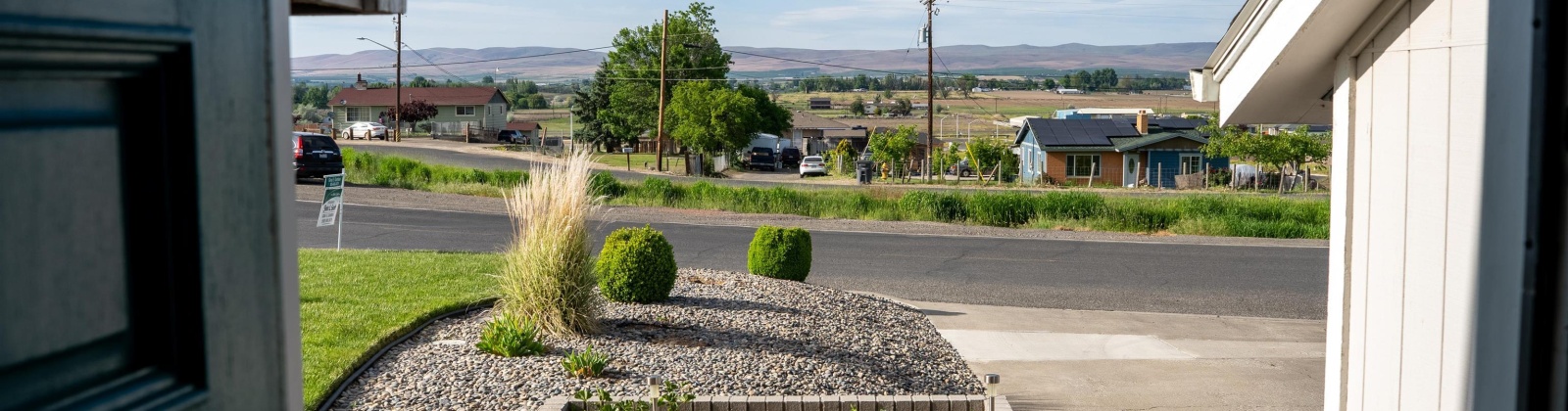 Crescent, Sunnyside, Washington 98944, 4 Bedrooms Bedrooms, ,2 BathroomsBathrooms,Site Built-owned Lot,For Sale,Crescent,282735