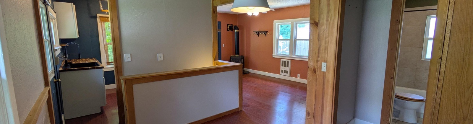 Side St, Pullman, Washington 99163, 2 Bedrooms Bedrooms, ,1 BathroomBathrooms,For Sale,Side St,282739