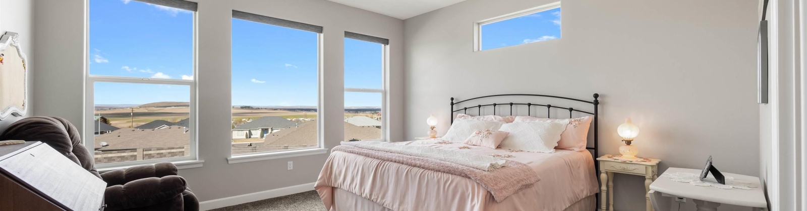Caspian Pl, West Richland, Washington 99353, 3 Bedrooms Bedrooms, ,2 BathroomsBathrooms,Site Built-owned Lot,For Sale,Caspian Pl,282751