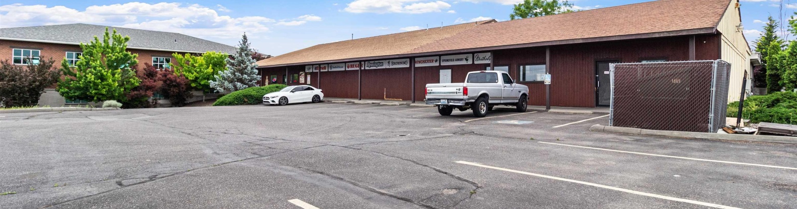 Deschutes Ave, Kennewick, Washington 99336, ,21 BathroomsBathrooms,Special Use,For Sale,Deschutes Ave,284315