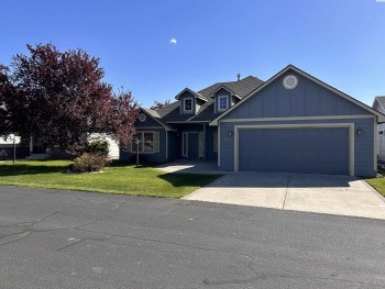Henley Dr, Pasco, Washington 99301, 3 Bedrooms Bedrooms, ,2 BathroomsBathrooms,Site Built-owned Lot,For Sale,Henley Dr,283639