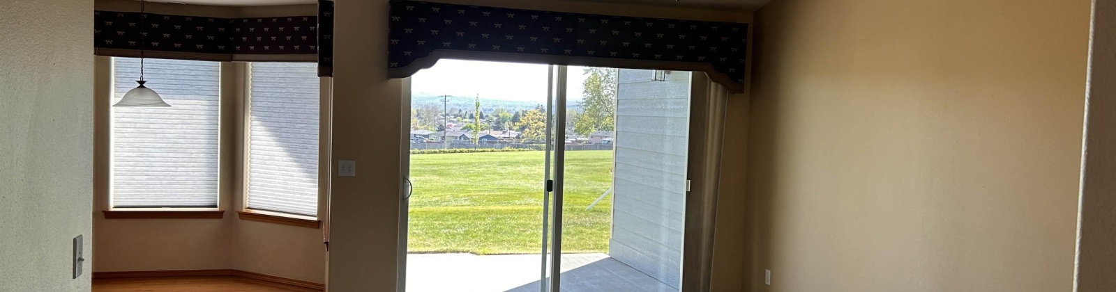 Henley Dr, Pasco, Washington 99301, 3 Bedrooms Bedrooms, ,2 BathroomsBathrooms,Site Built-owned Lot,For Sale,Henley Dr,283639