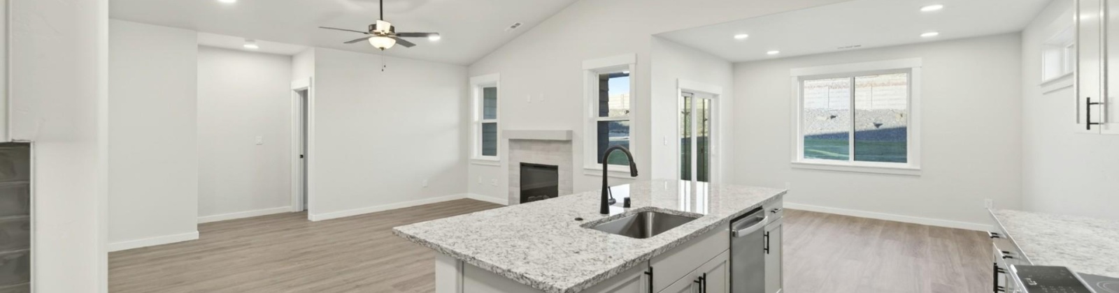 Highview St., Richland, Washington 99352, 4 Bedrooms Bedrooms, 0 ,3 BathroomsBathrooms,Houses,For Sale,Highview St.,0,283690