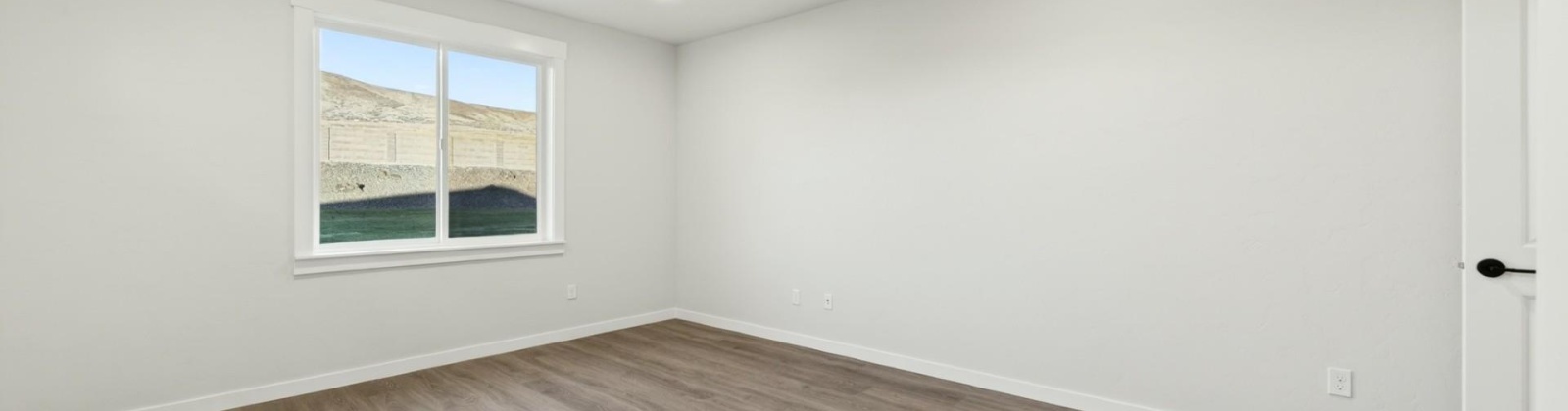 Highview St., Richland, Washington 99352, 4 Bedrooms Bedrooms, 0 ,3 BathroomsBathrooms,Houses,For Sale,Highview St.,0,283690