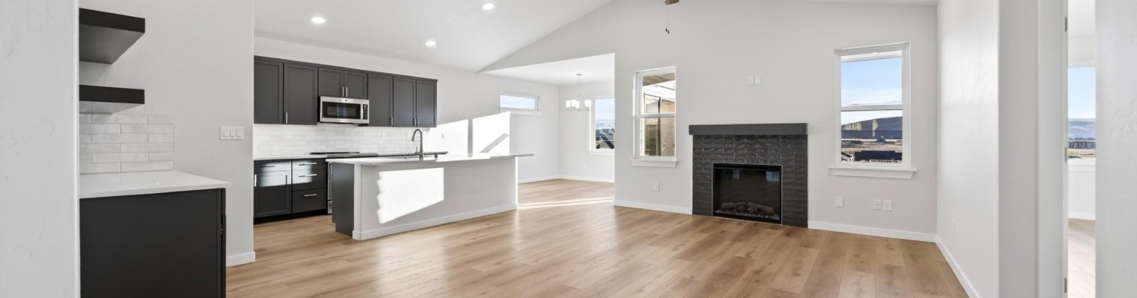 Highview St., Richland, Washington 99352, 3 Bedrooms Bedrooms, 0 ,2 BathroomsBathrooms,Houses,For Sale,Highview St.,0,283692