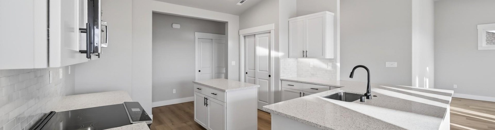 Highview St., Richland, Washington 99352, 3 Bedrooms Bedrooms, 0 ,2 BathroomsBathrooms,Houses,For Sale,Highview St.,0,283691