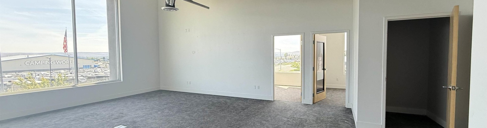 Sandifur Parkway, Pasco, Washington 99301, ,31 BathroomsBathrooms,Commercial,For Sale,Sandifur Parkway,284350
