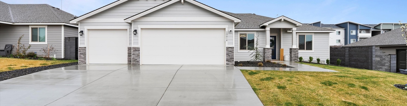 Chinook Drive, Pasco, Washington 99301, 4 Bedrooms Bedrooms, ,2 BathroomsBathrooms,Site Built-owned Lot,For Sale,Chinook Drive,282796