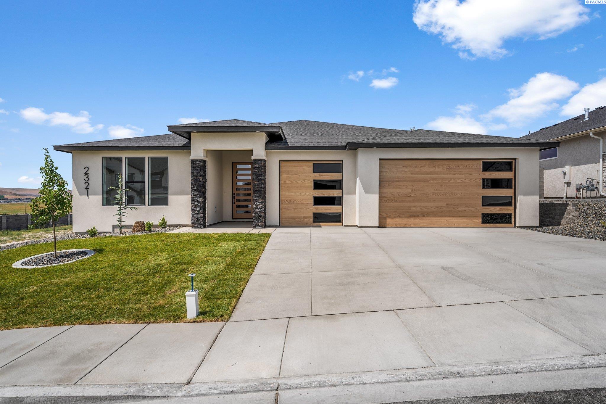 Waterhill Ave., Richland, Washington 99352, 4 Bedrooms Bedrooms, 0 ,3 BathroomsBathrooms,Houses,For Sale,Waterhill Ave.,0,282809