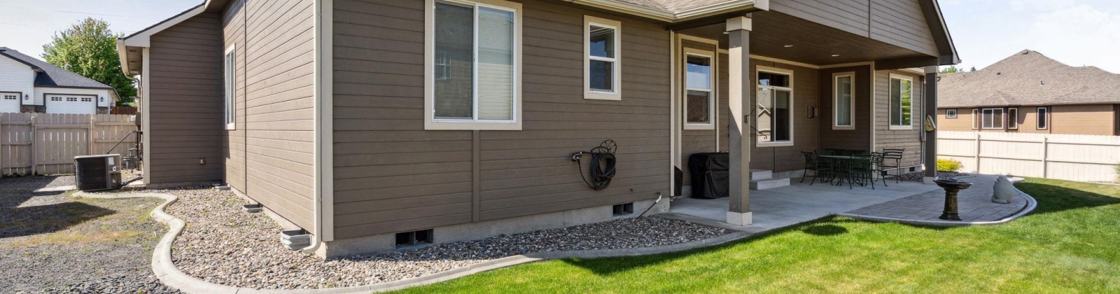 9th Ave, Kennewick, Washington 99336, 4 Bedrooms Bedrooms, ,3 BathroomsBathrooms,Site Built-owned Lot,For Sale,9th Ave,283719