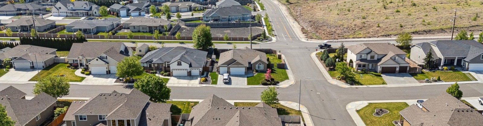 9th Ave, Kennewick, Washington 99336, 4 Bedrooms Bedrooms, ,3 BathroomsBathrooms,Site Built-owned Lot,For Sale,9th Ave,283719
