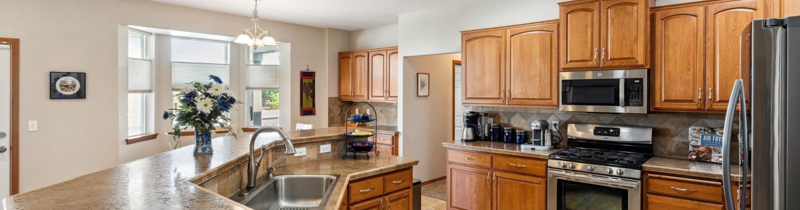 9th Ave, Kennewick, Washington 99336, 4 Bedrooms Bedrooms, ,3 BathroomsBathrooms,Site Built-owned Lot,For Sale,9th Ave,283719