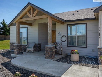 Reata Rd, Kennewick, Washington 99338, 4 Bedrooms Bedrooms, ,3 BathroomsBathrooms,For Sale,Reata Rd,283737