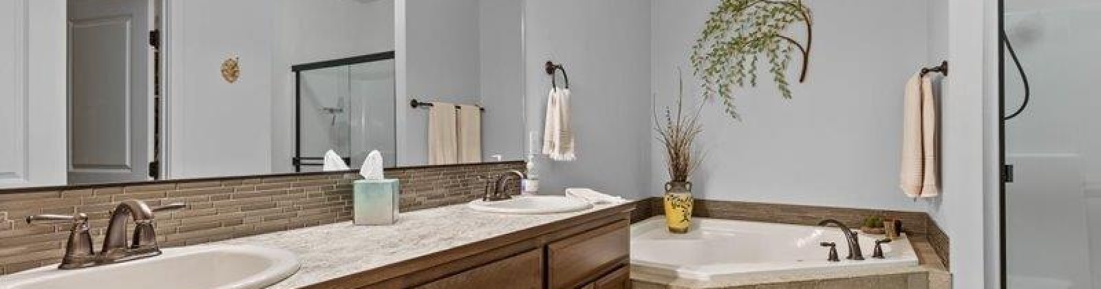 Reata Rd, Kennewick, Washington 99338, 4 Bedrooms Bedrooms, ,3 BathroomsBathrooms,For Sale,Reata Rd,283737