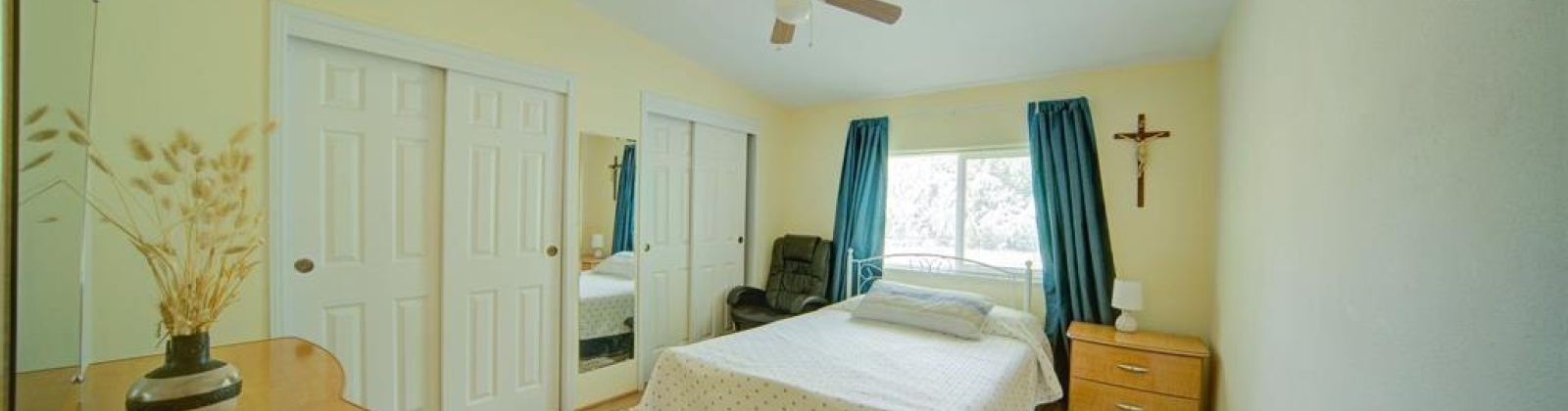 GRANDVIEW PAVEMENT RD., Mabton, Washington 98935, 3 Bedrooms Bedrooms, ,2 BathroomsBathrooms,Manufactured-owned Lot,For Sale,GRANDVIEW PAVEMENT RD.,283742