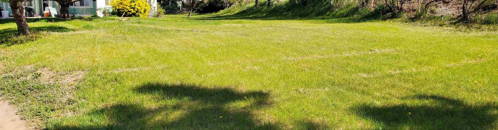GRANDVIEW PAVEMENT RD., Mabton, Washington 98935, 3 Bedrooms Bedrooms, ,2 BathroomsBathrooms,Manufactured-owned Lot,For Sale,GRANDVIEW PAVEMENT RD.,283742