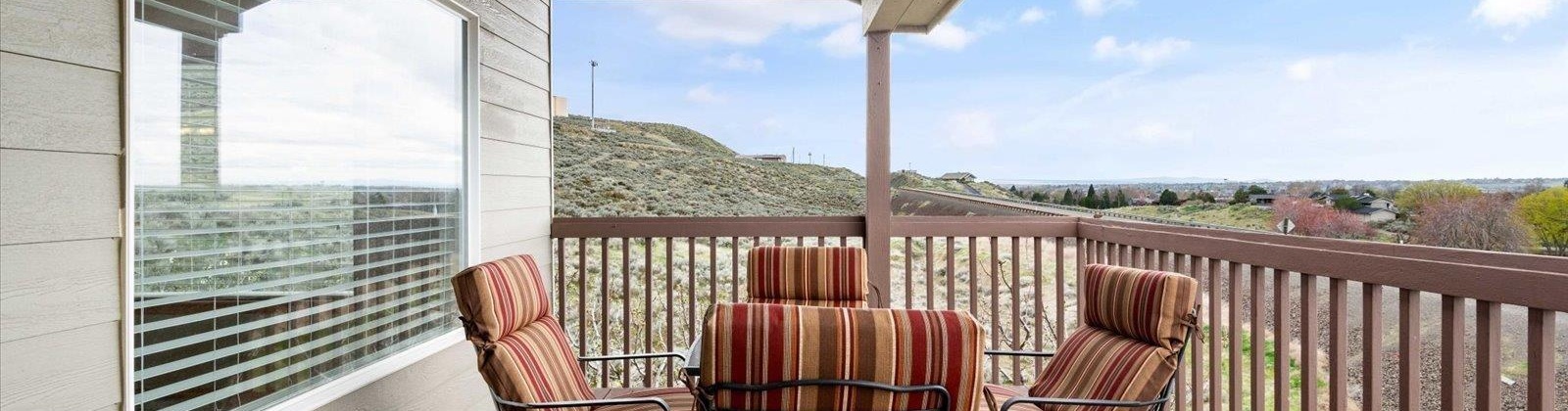 Mountain View Drive, Prosser, Washington 99350, 5 Bedrooms Bedrooms, ,3 BathroomsBathrooms,Site Built-owned Lot,For Sale,Mountain View Drive,282866