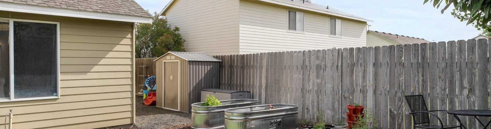 25th Place, Kennewick, Washington 99337, 3 Bedrooms Bedrooms, ,2 BathroomsBathrooms,For Sale,25th Place,284305