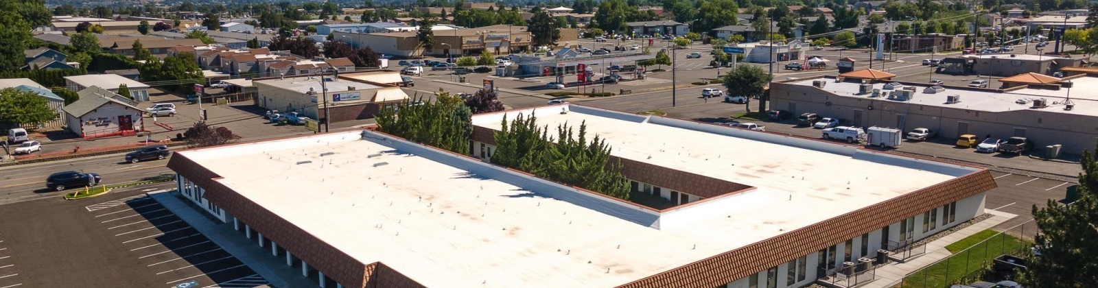 Clearwater Avenue, Kennewick, Washington 99336, ,75 BathroomsBathrooms,Commercial,For Sale,Clearwater Avenue,284591