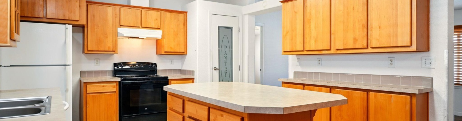 Columbia Center Blvd #28, Kennewick, Washington 99336, 3 Bedrooms Bedrooms, 0 ,2 BathroomsBathrooms,Manufactured Homes,For Sale,Columbia Center Blvd #28,0,284307