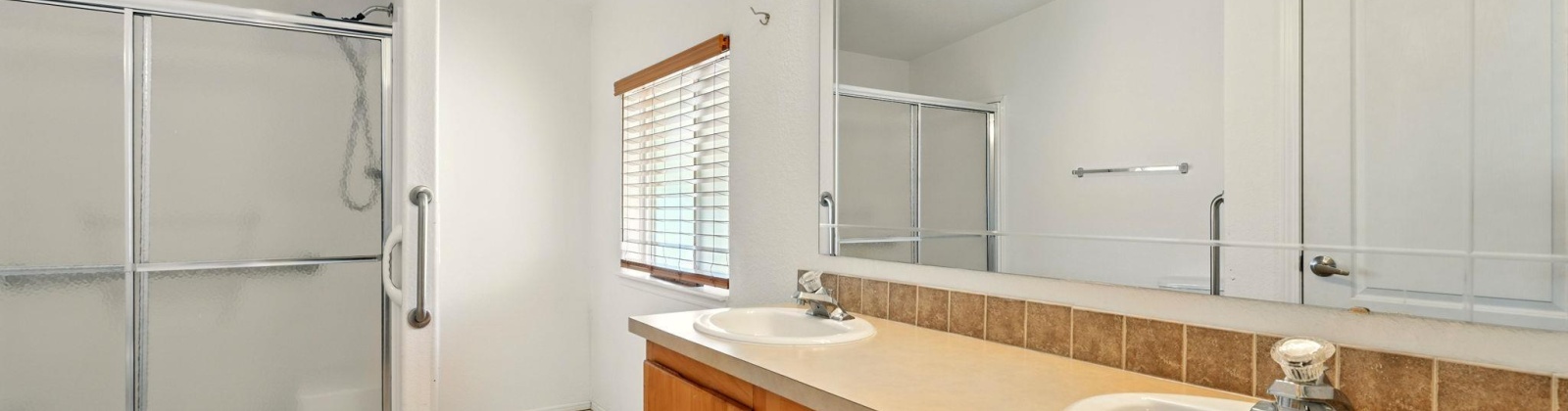Columbia Center Blvd #28, Kennewick, Washington 99336, 3 Bedrooms Bedrooms, 0 ,2 BathroomsBathrooms,Manufactured Homes,For Sale,Columbia Center Blvd #28,0,284307
